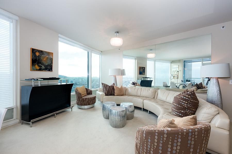1st image of 425 1st St #4303-L