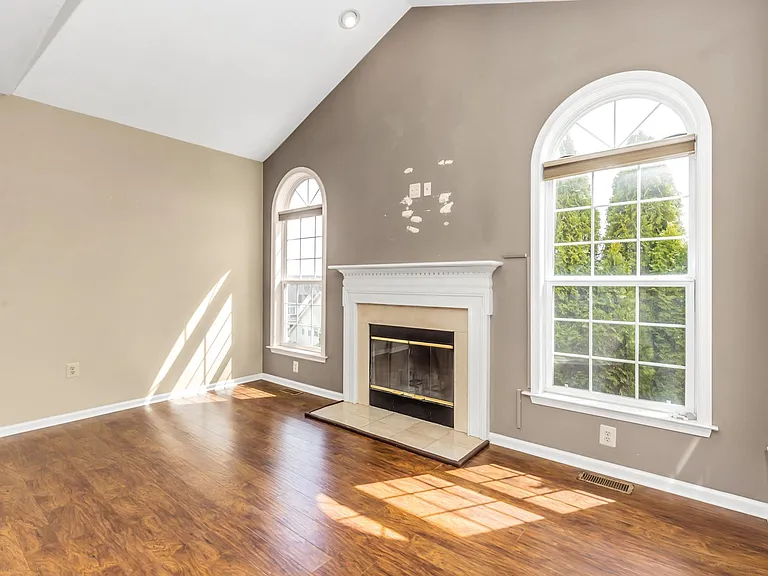 128 Madison Way — Photo 16