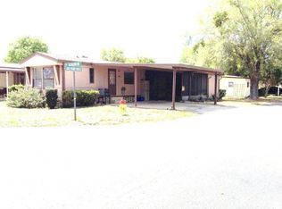 457 Lake Henry Cir, Winter Haven, FL 33881