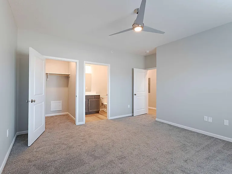 Trailview Apartments at Pioneers Park — Photo 68