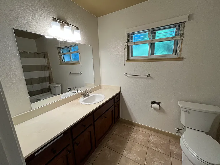 2024 Little Oak Way — Photo 7