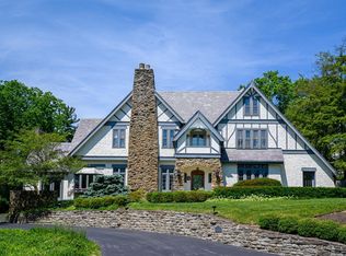 1121 Edwards Rd, Cincinnati, OH 45208