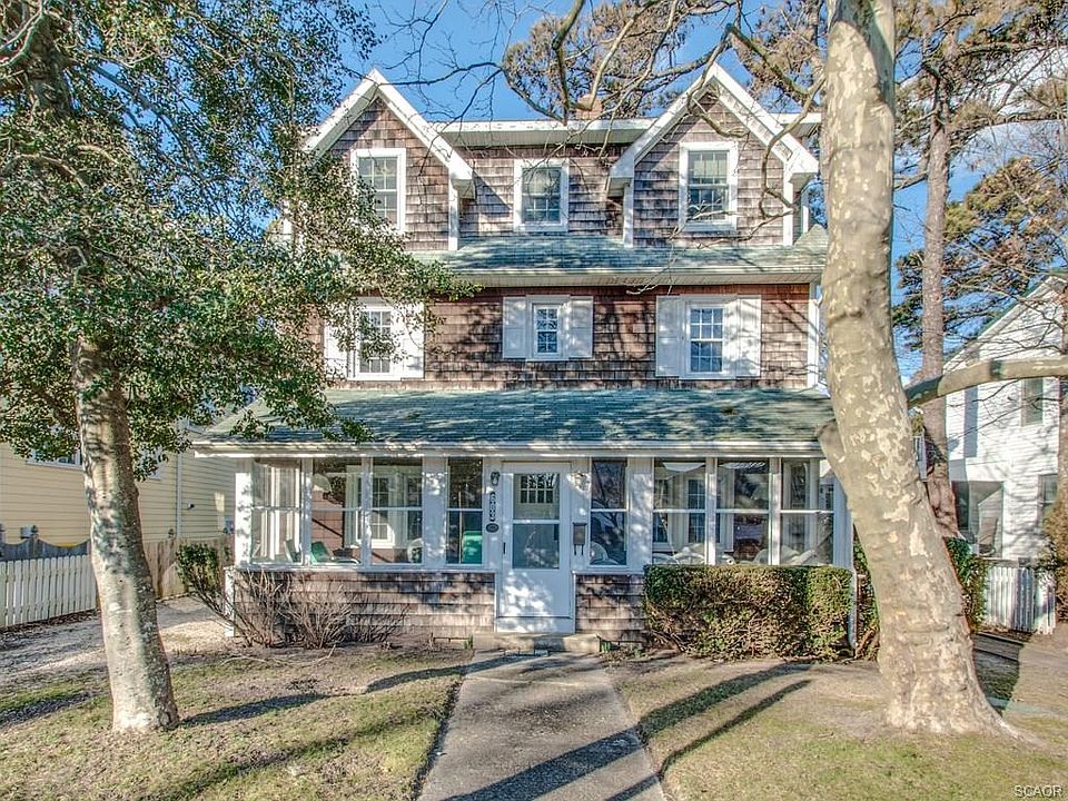 1st image of 603 King Charles Ave