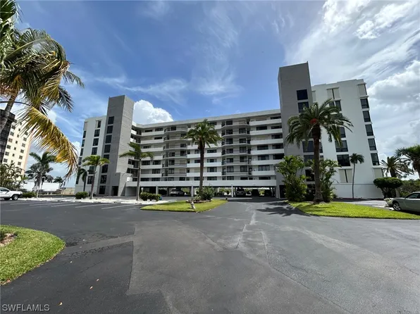 4253 Bay Beach Ln APT 5B, Fort Myers Beach, FL 33931