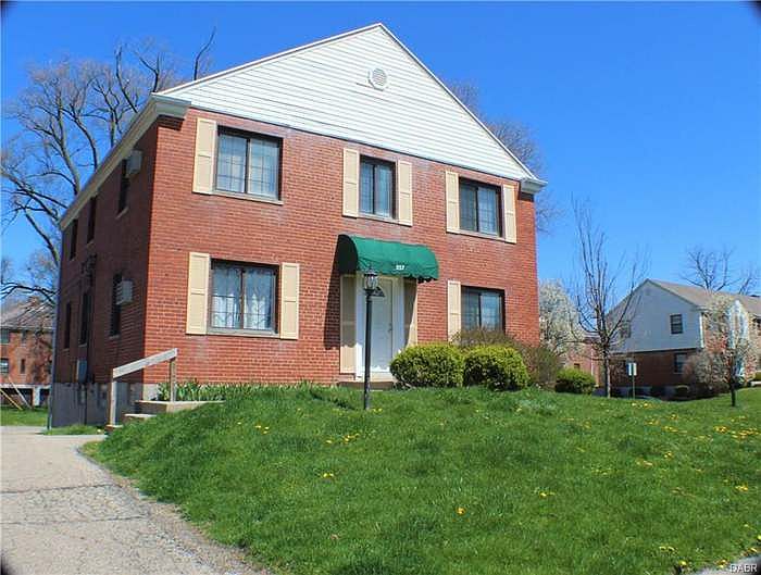 1st image of 557 Wiltshire Blvd #A
