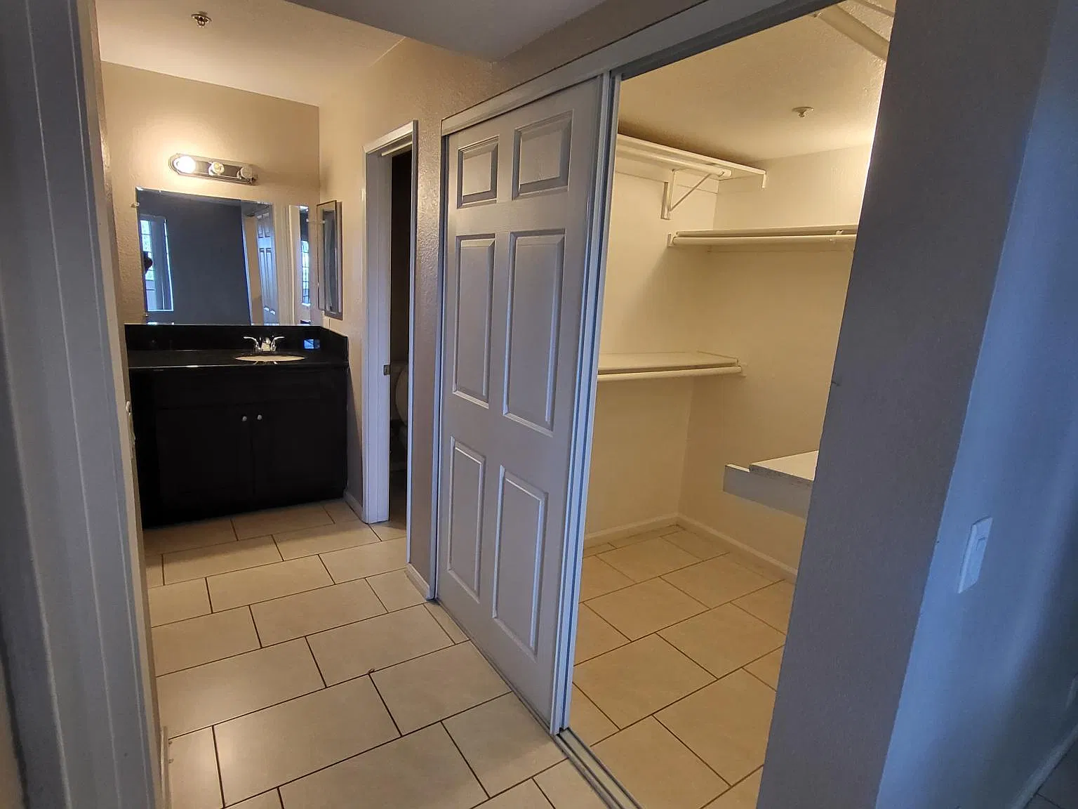 12584 Atwood Ct — Photo 4