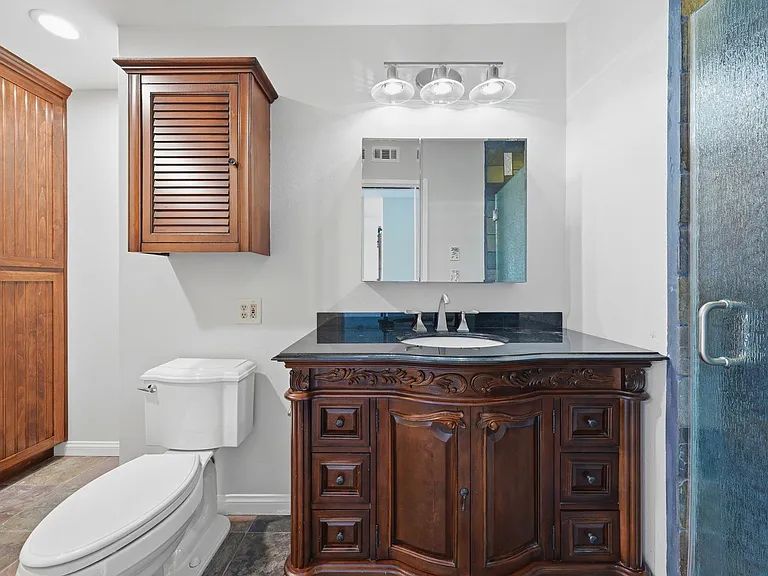 324 E Crystal Ave — Photo 15