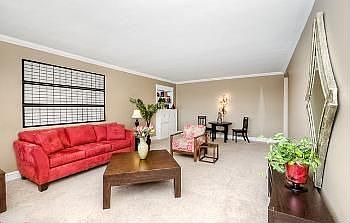 3rd image of 4300 N Marine Dr APT 605