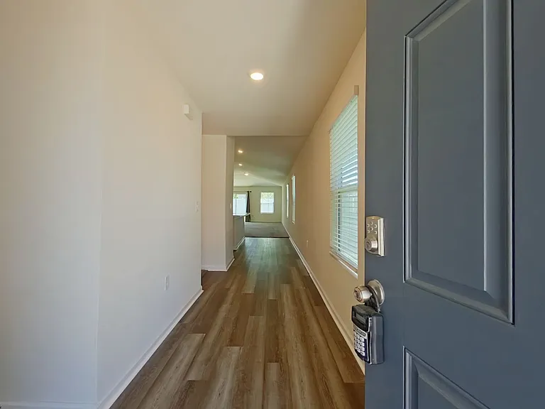 10044 Sitting Fox Dr — Photo 3