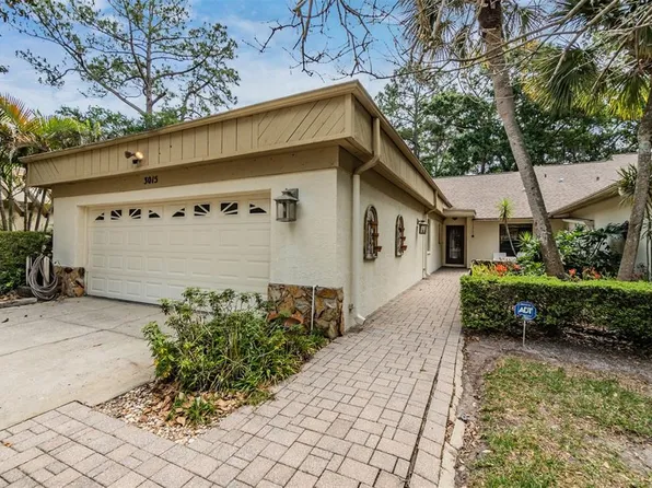 3015 Bolt Dr, Palm Harbor, FL 34685