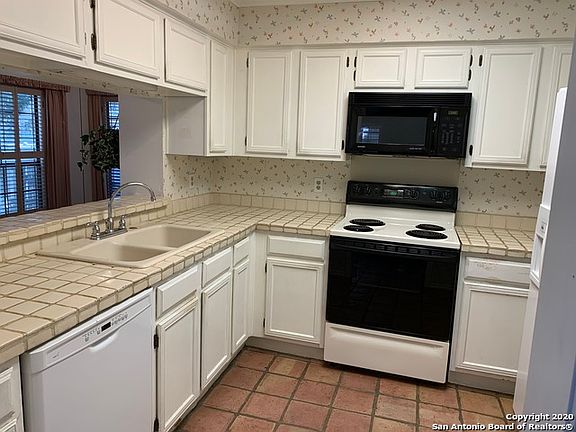 5th image of 11839 Parliament St APT 1111