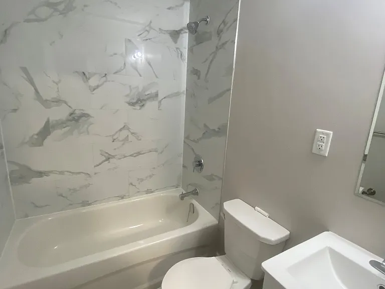 72 1st St #310 — Photo 5