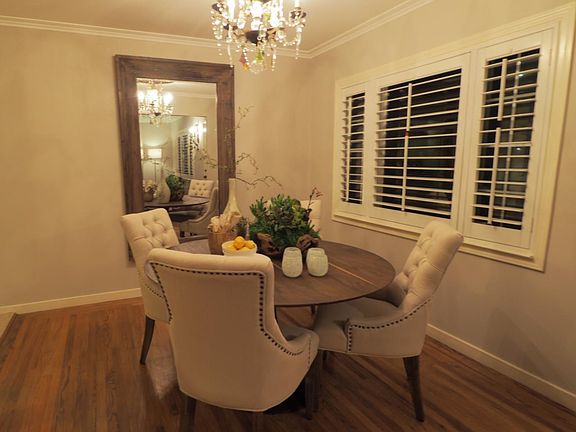 3rd image of 301 Almaden Way