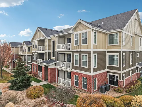 Cresthaven Apartments Photo 1