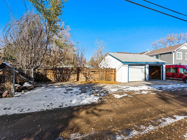 504 E Baseline Rd — Photo 31