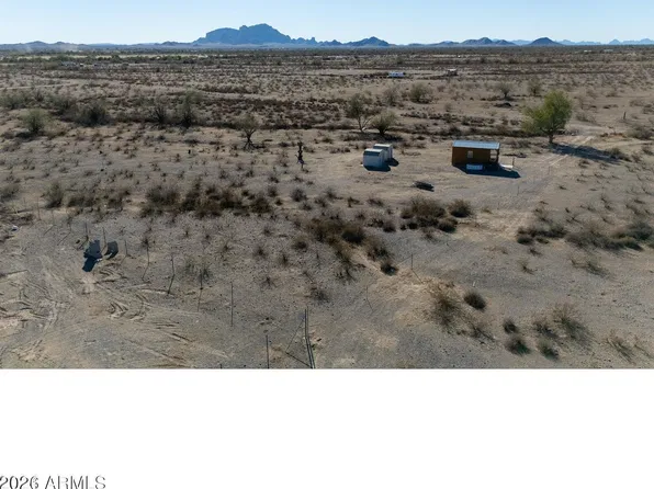 5800 N 415th Avenue #552, Tonopah, AZ 85354
