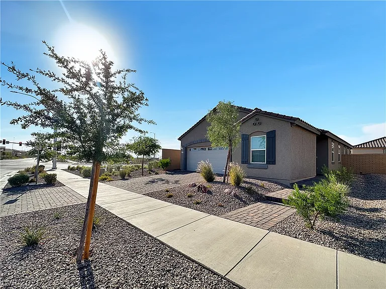 40 Cadence Crest Ave — Photo 20