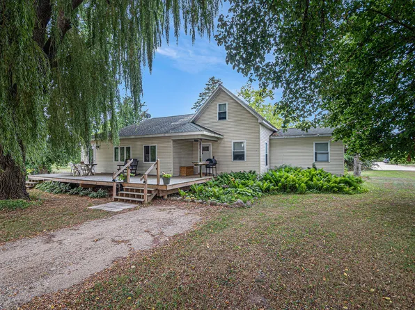 2039 S Nevins Rd, Sidney, MI 48885