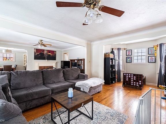 5th image of 14604 Roxboro Ave