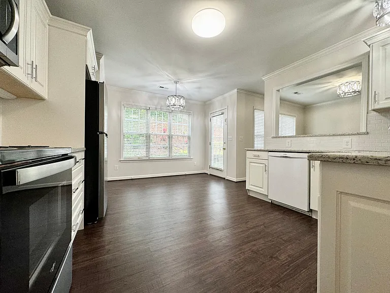 5136 Old Plantation Cir — Photo 4
