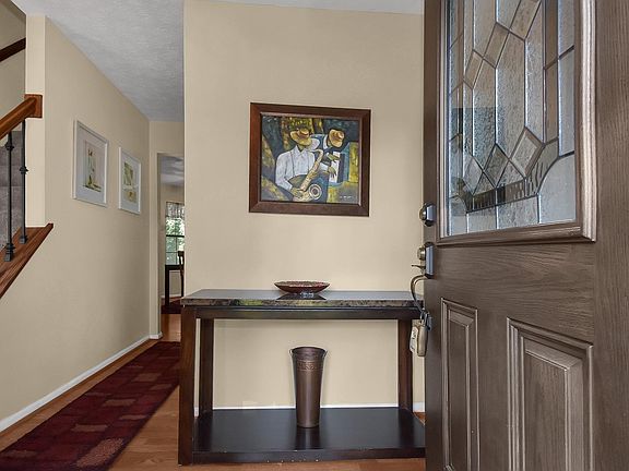 4th image of 10561 Cranwood Ct