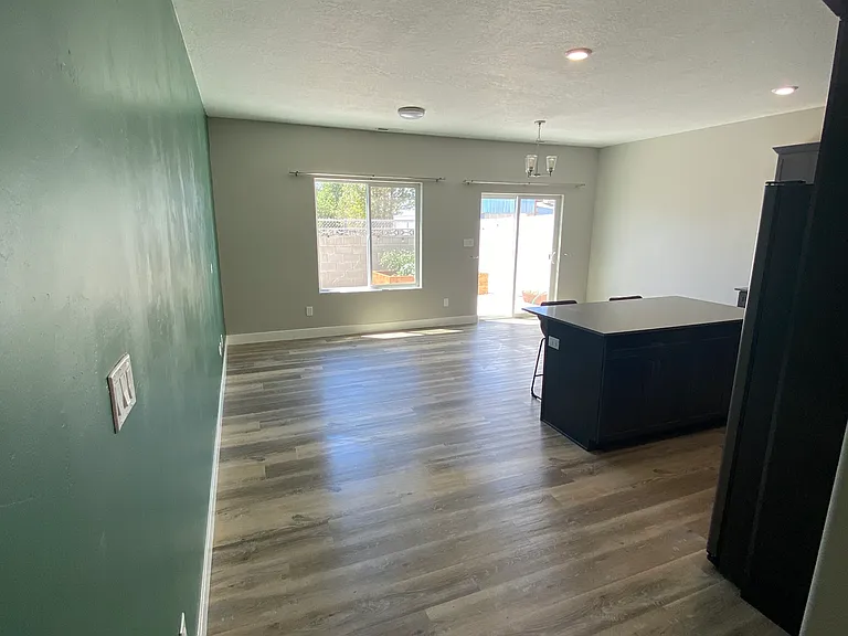 1645 N 3200 W — Photo 8