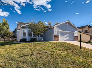 5615 Wells Fargo Dr E, Colorado Springs, CO 80918