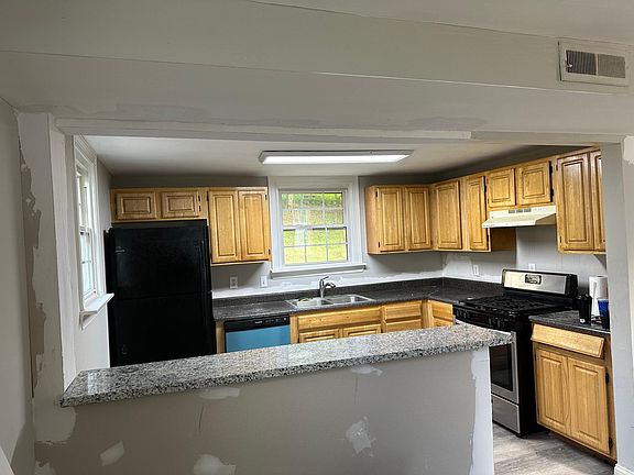 5th image of 4411 Kenwood Dr
