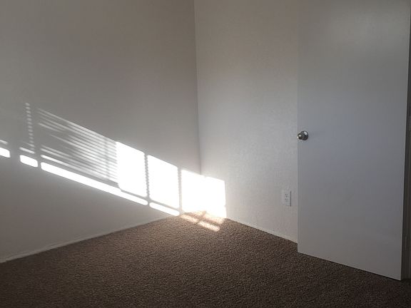 2nd image of 663 Eucalyptus Ave #Downstairs