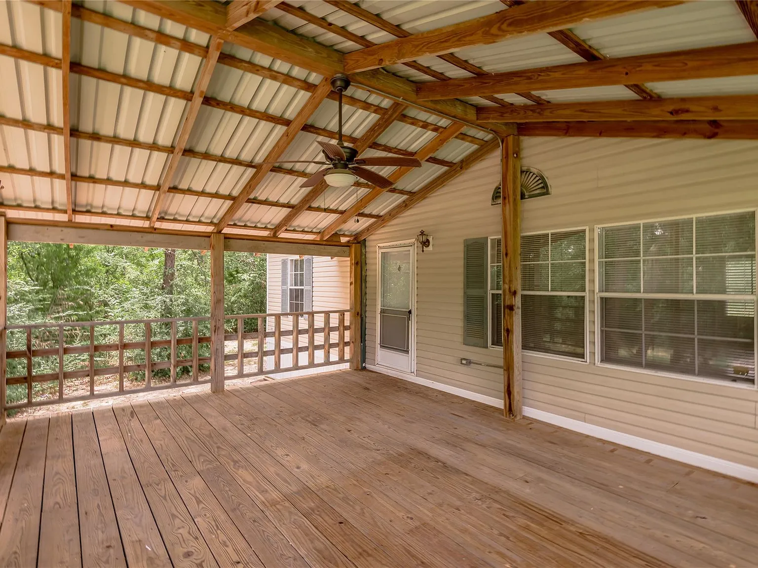 3 bed, 2.0 bath, 1216 sqft, $1,500 — Photo 3
