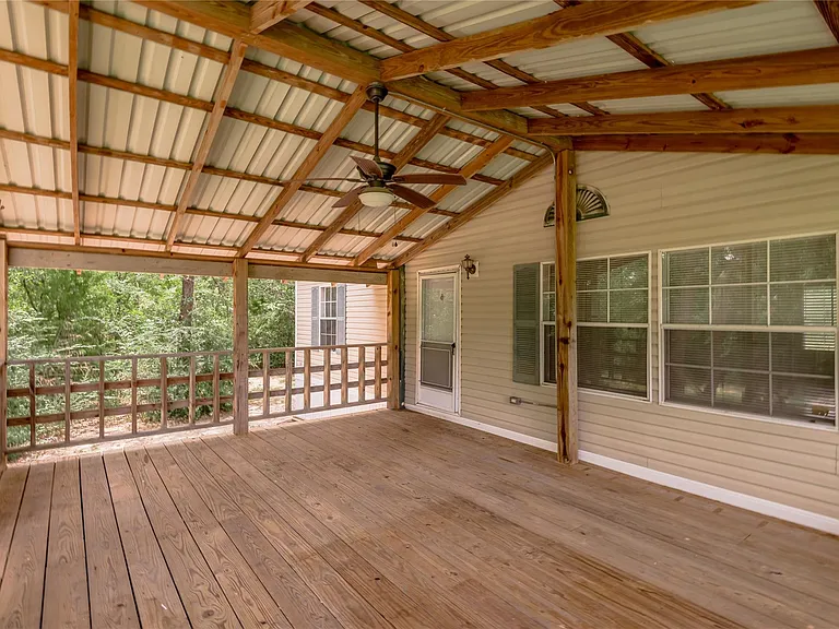 37 Riverside Ln #A — Photo 3