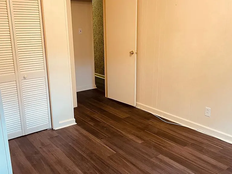 249 5th Ave — Photo 8