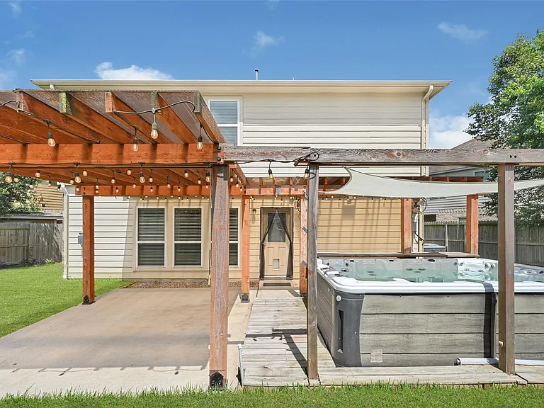 29467 Iris Bloom Ct — Photo 36