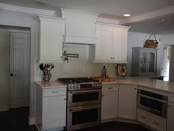 5th image of 7330 14th St NE