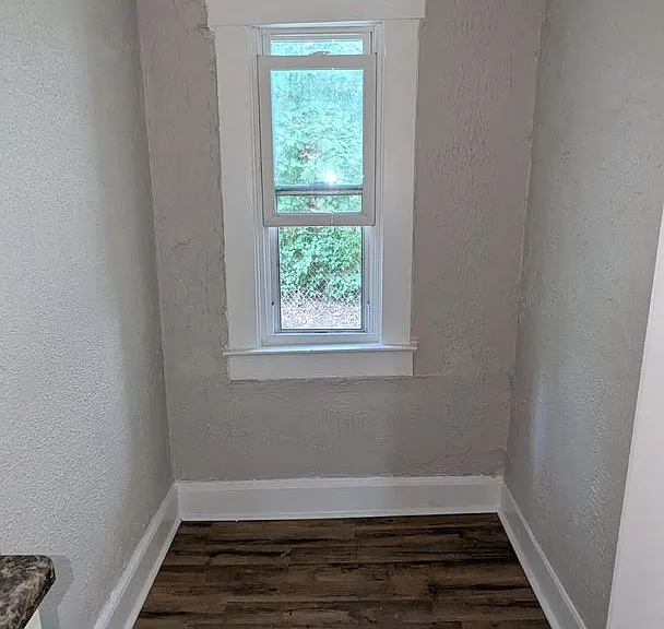 1447 Shriver Ave NE — Photo 25