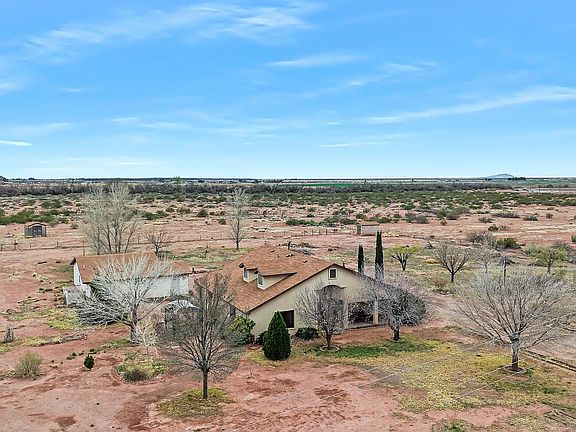 2nd image of 98 Derbyshire Rd