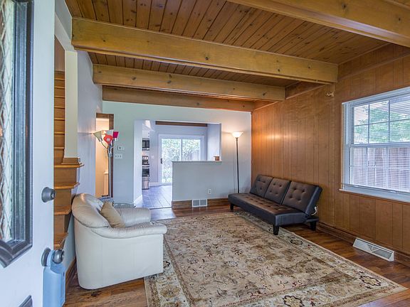 5th image of 4490 Folkestone Ct N