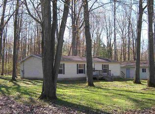 108 Black Bear Cir, Roscommon, MI 48653