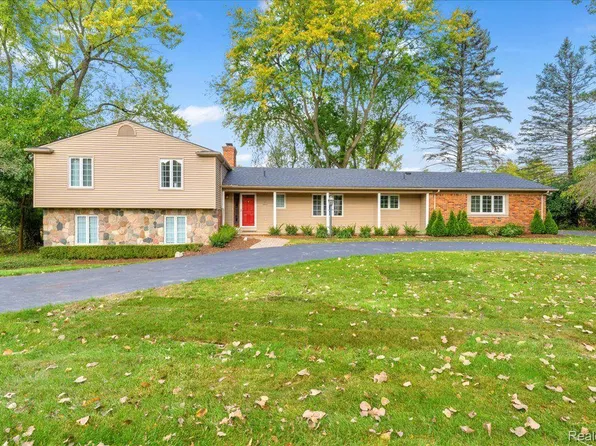 4316 Pine Tree Trl, Bloomfield Hills, MI 48302