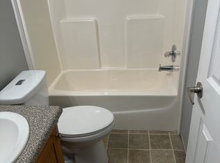 6643 Wagon Dr, Fredericksburg, VA 22407