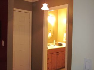 906 Bridge Ln SE, Smyrna, GA 30082