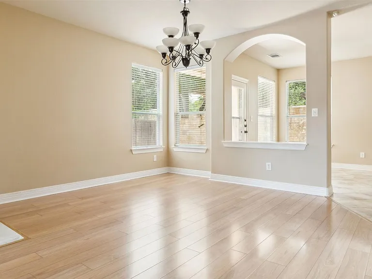 15528 Interlachen Dr — Photo 19