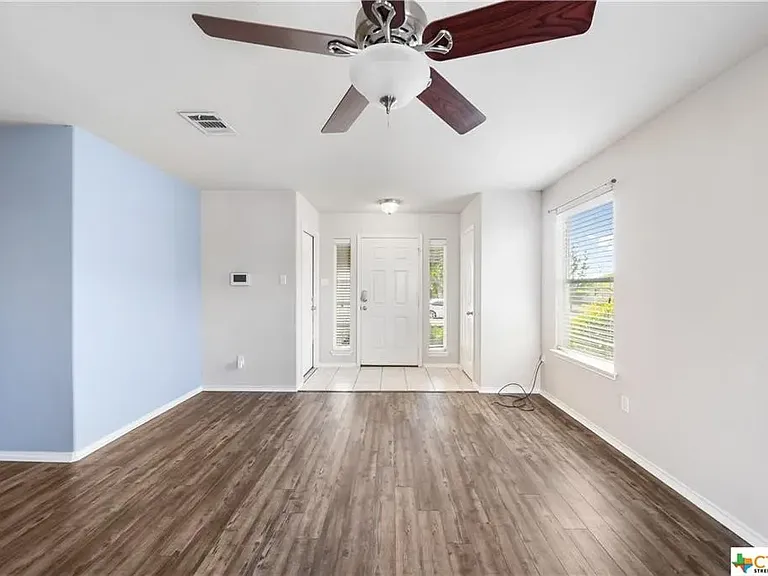 313 Wimberley St — Photo 22