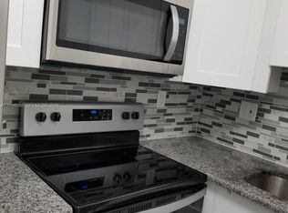 2990 NE 16th Ave APT 105, Fort Lauderdale, FL 33334