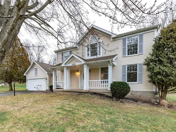 4762 Sabre Ln, Manlius, NY 13104