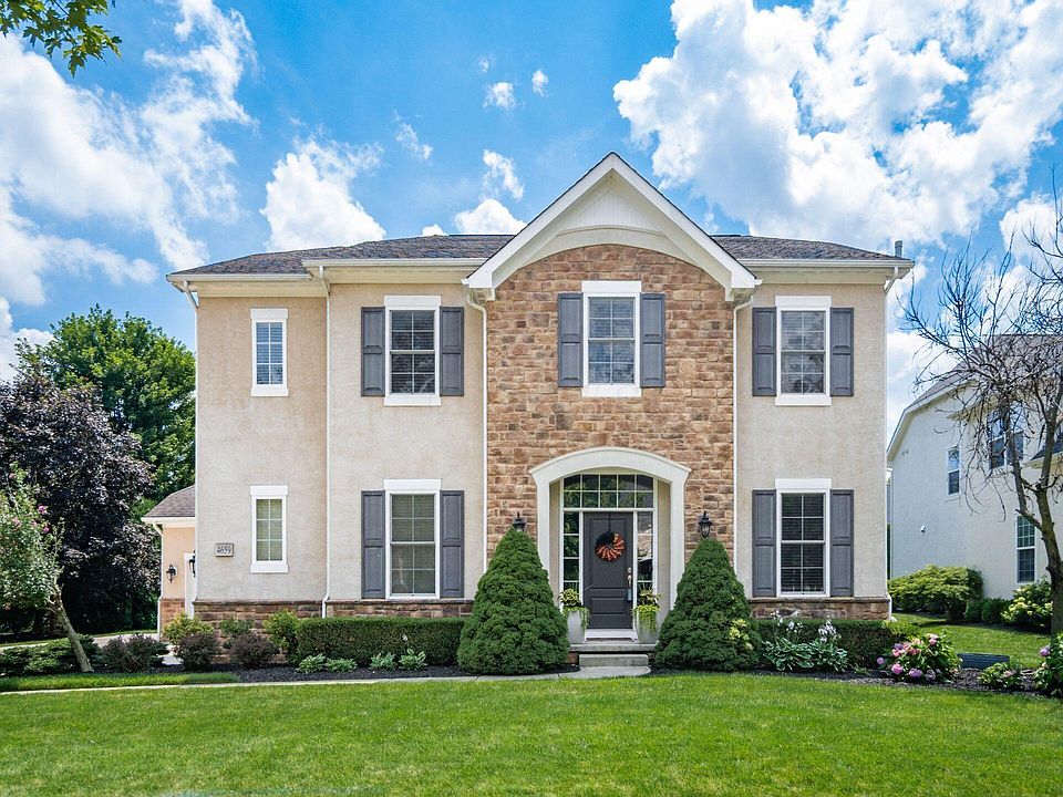 1st image of 4659 Village Club Dr