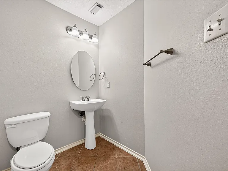 19210 Moss Meadow Ln — Photo 24