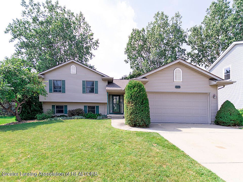 1st image of 1585 Holbrook Dr