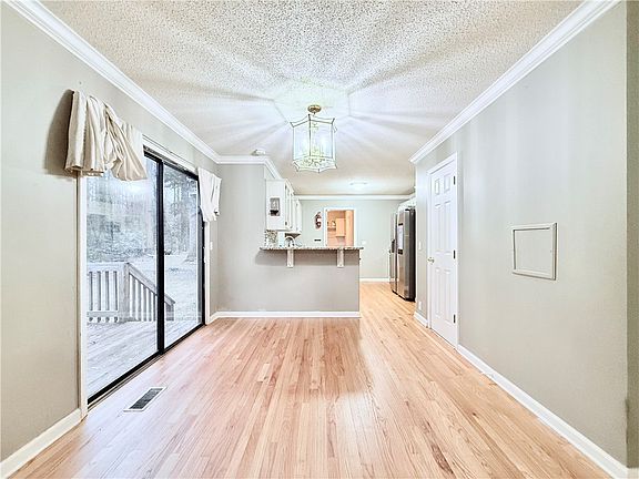 4th image of 108 Shaftsbury Rd