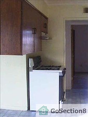 2nd image of 4018 Timberline Dr